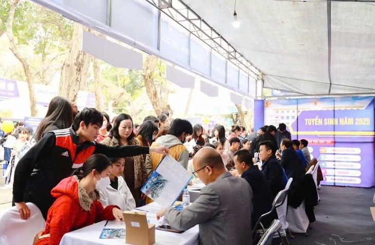Chọn ngành xét tuyển đại học 2025: Lời khuyên từ chuyên gia- Ảnh 1.