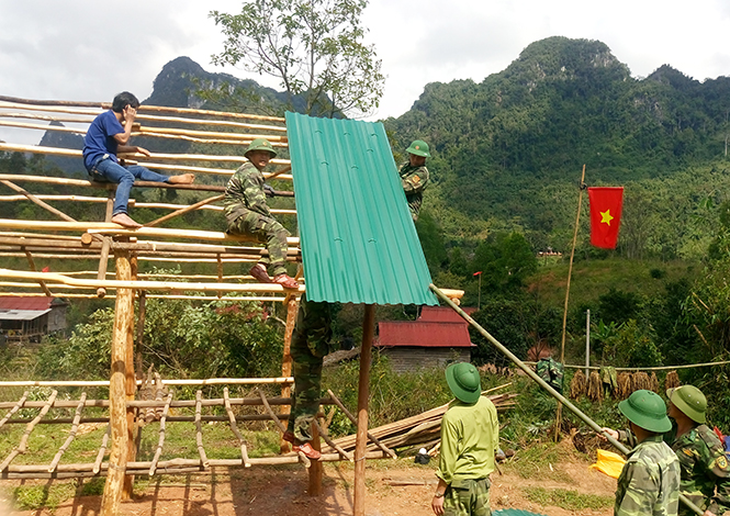 Tủ thuốc biên cương – điểm tựa sức khỏe cho đồng bào vùng sâu- Ảnh 2. Tủ thuốc biên cương – điểm tựa sức khỏe cho đồng bào vùng sâu- Ảnh 2.