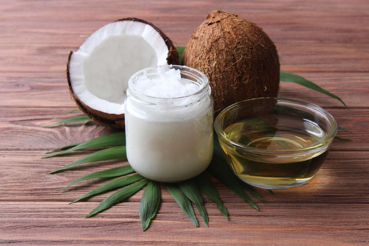 Một số cách sử dụng dầu dừa để dưỡng tóc- Ảnh 1.
