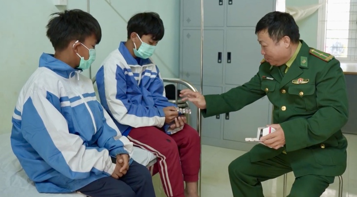 Tủ thuốc biên cương – điểm tựa sức khỏe cho đồng bào vùng sâu- Ảnh 5. Tủ thuốc biên cương – điểm tựa sức khỏe cho đồng bào vùng sâu- Ảnh 5.