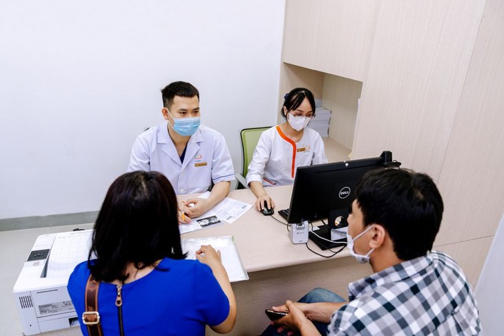 Bị suy buồng trứng có con được không?
- Ảnh 1.