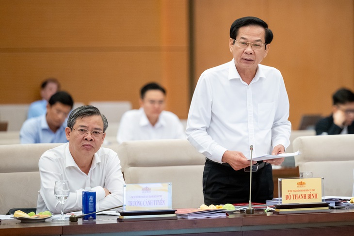 Chủ tịch Quốc hội: Sắp xếp bộ máy phải 'vừa chạy vừa xếp hàng, không thể đủng đỉnh, túc tắc mà xong'- Ảnh 4.