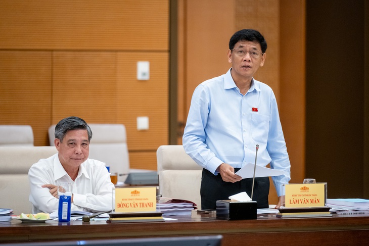 Chủ tịch Quốc hội: Sắp xếp bộ máy phải 'vừa chạy vừa xếp hàng, không thể đủng đỉnh, túc tắc mà xong'- Ảnh 3.