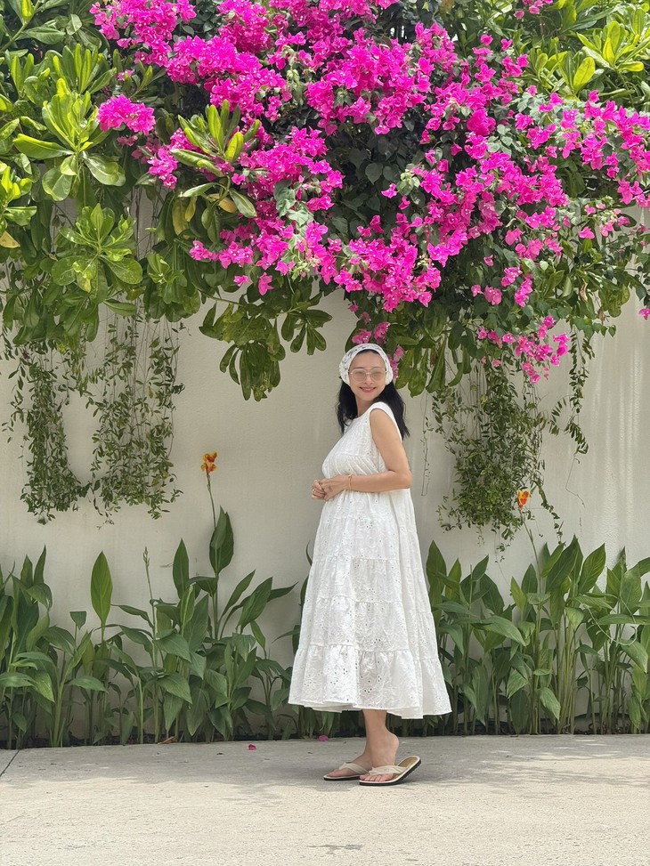 Sắc vóc đời thực của mỹ nhân Vbiz vừa thông báo mang thai ở tuổi 46- Ảnh 1. Sắc vóc đời thực của mỹ nhân Vbiz vừa thông báo mang thai ở tuổi 46- Ảnh 1.