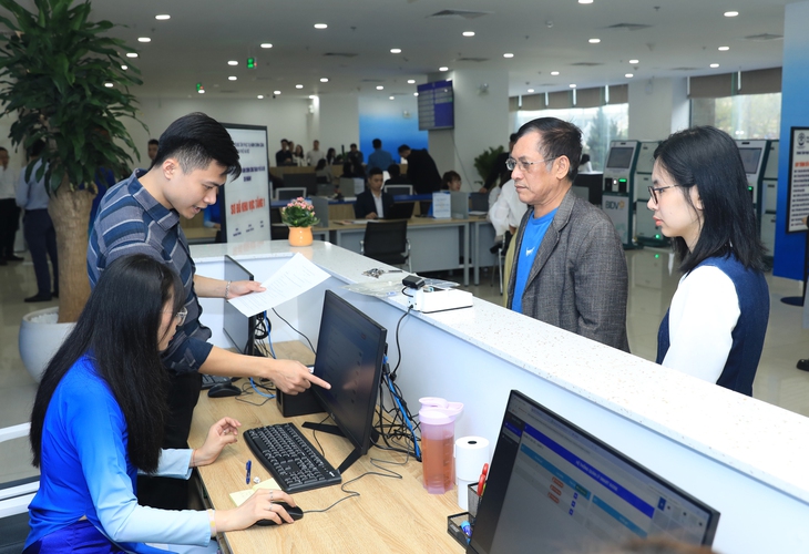 Hà Nội: Phát số online trên ứng dụng iHanoi khi làm thủ tục hành chính từ ngày mai 13/5- Ảnh 1.
