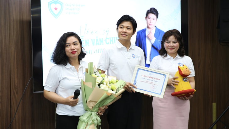 Nhạc sĩ Nguyễn Văn Chung là đại sứ âm nhạc vì trẻ em khuyết tật Việt Nam
- Ảnh 1.