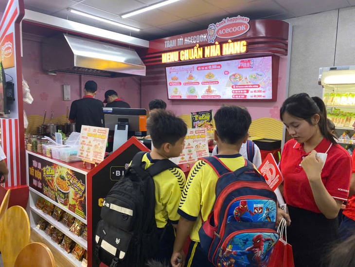 Trạm mì Acecook ra mắt tại cửa hàng Ministop với menu chuẩn nhà hàng, tiện lợi mọi lúc- Ảnh 1.