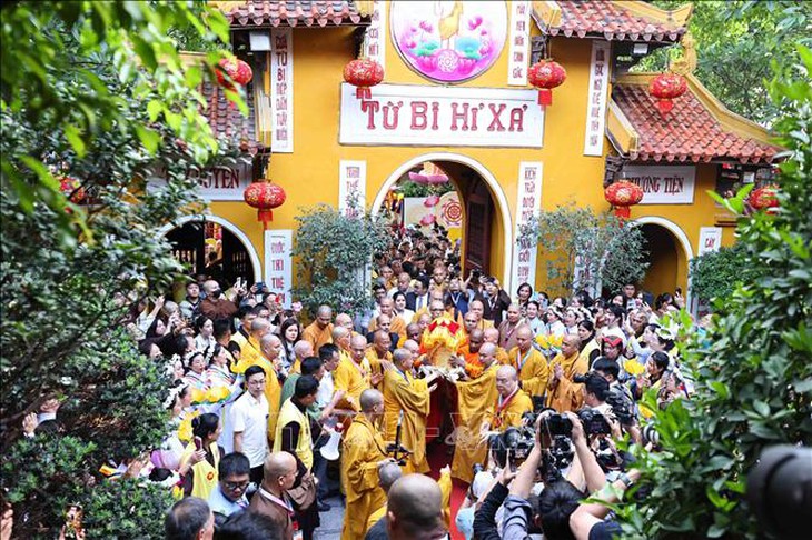 Cung nghênh xá lợi Đức Phật, Bảo vật Quốc gia Ấn Độ về Chùa Quán Sứ (Hà Nội)- Ảnh 5.