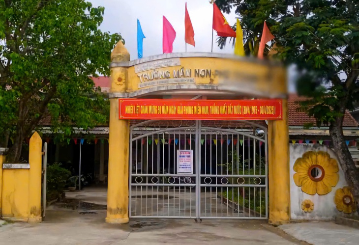 Nữ Phó Hiệu trưởng ở Huế bị kỷ luật vì dính 'tình tay ba' với người có vợ- Ảnh 1.