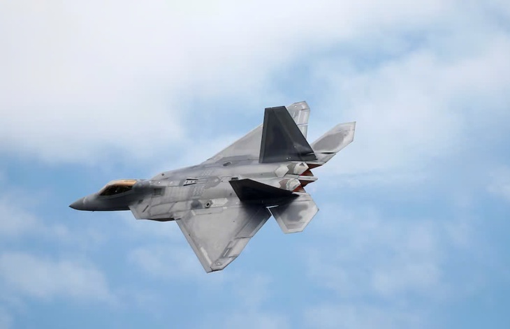 Mỹ hé lộ F-55 và F-22 Super giữa cuộc đua siêu tiêm kích- Ảnh 1.