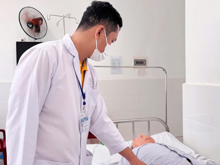 Cứu sống bệnh nhân nhiễm trùng nặng do áp xe thận- Ảnh 1.
