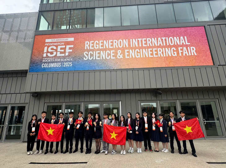 Việt Nam bội thu giải thưởng tại đấu trường khoa học quốc tế ISEF 2025- Ảnh 1.