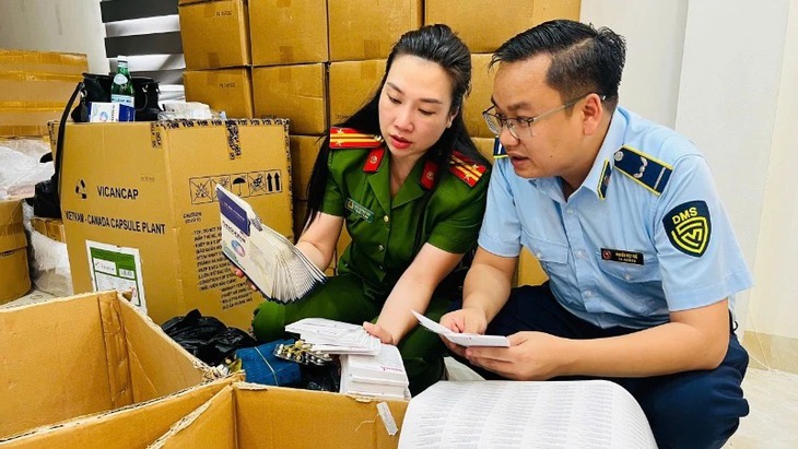 Thủ tướng: Bộ Y tế tăng cường kiểm tra, kiểm soát, xử lý nghiêm việc buôn bán, kinh doanh thuốc giả- Ảnh 2.
