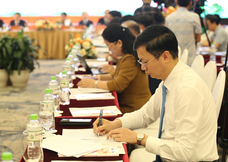 Hội thảo khoa học 'Chủ tịch Hồ Chí Minh - Biểu tượng cao đẹp của ý chí khát vọng độc lập của dân tộc, tự do, hạnh phúc cho Nhân dân'- Ảnh 6. Hội thảo khoa học 'Chủ tịch Hồ Chí Minh - Biểu tượng cao đẹp của ý chí khát vọng độc lập của dân tộc, tự do, hạnh phúc cho Nhân dân'- Ảnh 6.