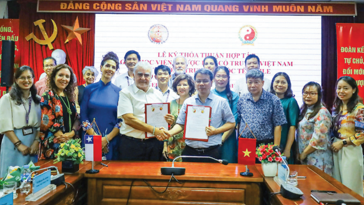 Cung cấp gần 11.000 nhân lực chất lượng cao về y dược học cổ truyền trong hơn nửa thế kỷ- Ảnh 2.