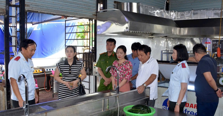 Ngăn chặn sớm các mối nguy về an toàn thực phẩm- Ảnh 1.