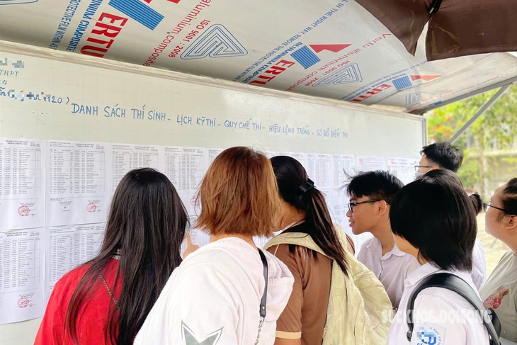 Cảnh giác 'bẫy' lừa đảo trực tuyến mùa thi tốt nghiệp THPT 2025- Ảnh 1.