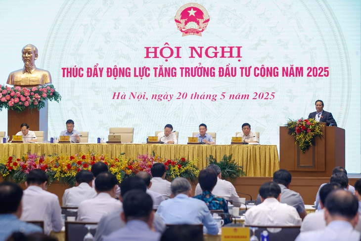 Thủ tướng: Có tình trạng né tránh, sợ trách nhiệm khi thực hiện giải ngân vốn đầu tư công- Ảnh 1. Thủ tướng: Có tình trạng né tránh, sợ trách nhiệm khi thực hiện giải ngân vốn đầu tư công- Ảnh 1.