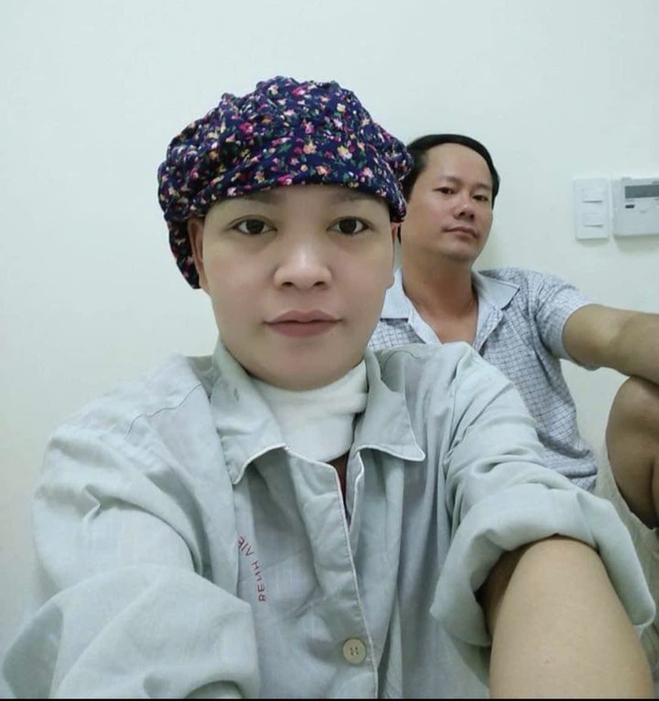 Những nữ 'chiến binh' cùng dìu nhau chiến đấu với căn bệnh ung thư- Ảnh 2. Những nữ 'chiến binh' cùng dìu nhau chiến đấu với căn bệnh ung thư- Ảnh 2.