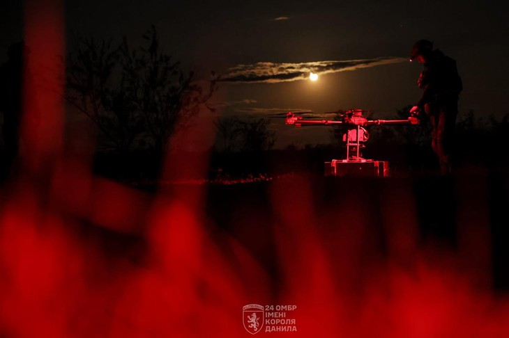 Hàng chục UAV Ukraine tiếp cận thủ đô Nga khiến nhiều sân bay tạm dừng hoạt động- Ảnh 1.