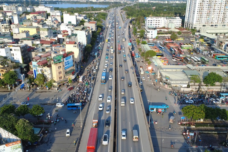 Đường vành đai 3 trên cao ùn tắc, cách nào để lưu thông thuận lợi?- Ảnh 3.
