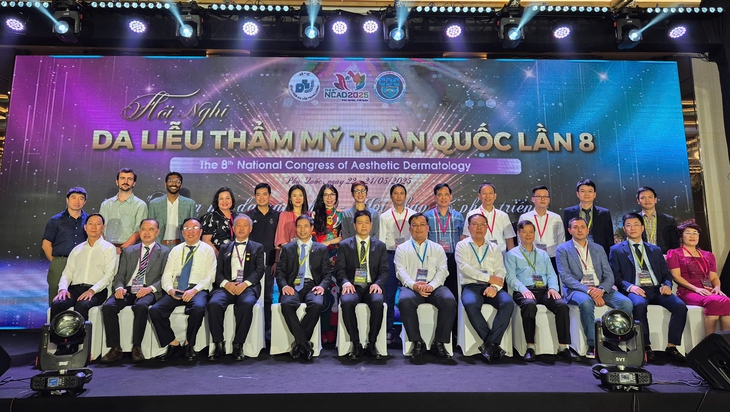 Giám đốc BV Da liễu Trung ương chỉ rõ tác hại khi dùng kem chống nắng kém chất lượng- Ảnh 2. Giám đốc BV Da liễu Trung ương chỉ rõ tác hại khi dùng kem chống nắng kém chất lượng- Ảnh 2.