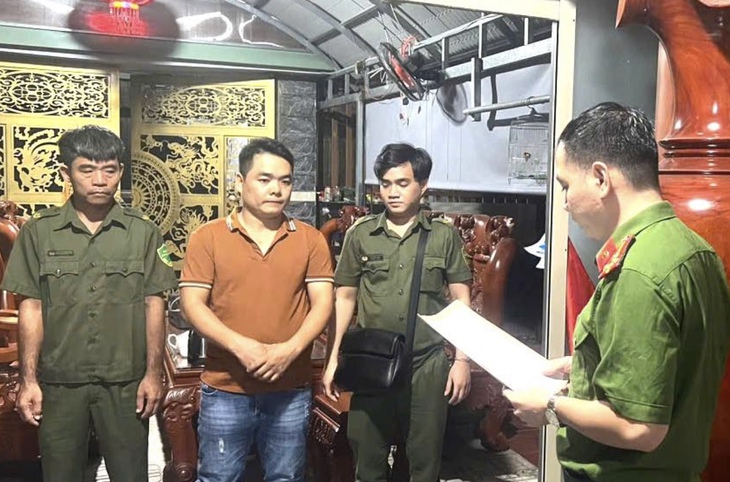 Đồng Nai: Tạm giữ Chủ tịch phường cùng 5 đối tượng về hành vi môi giới hối lộ, nhận hối lộ- Ảnh 1. Đồng Nai: Tạm giữ Chủ tịch phường cùng 5 đối tượng về hành vi môi giới hối lộ, nhận hối lộ- Ảnh 1.