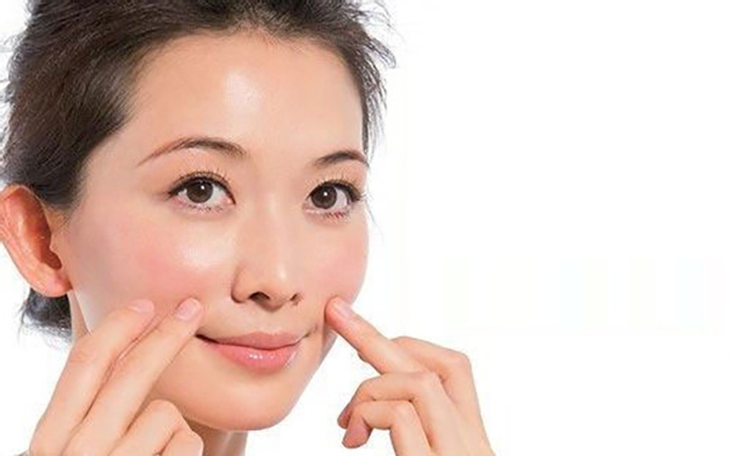 6 thói quen hằng ngày giúp giảm nếp nhăn quanh miệng