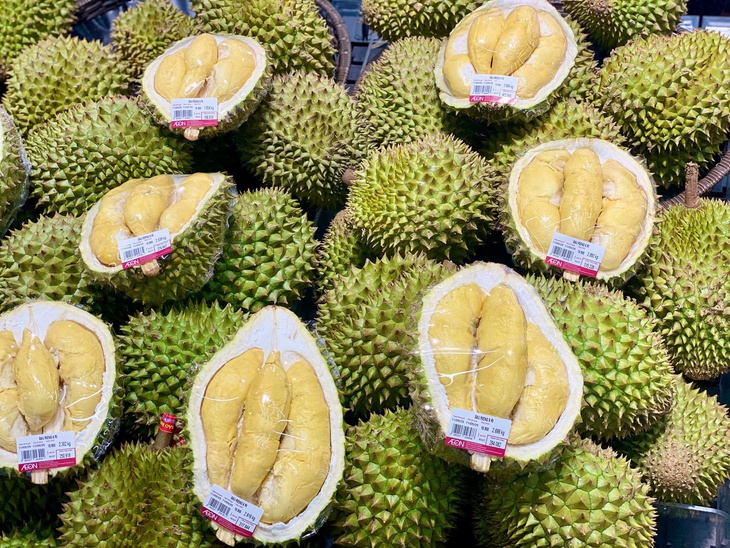 Loạn giá sầu riêng, nơi bán vài chục nghìn nơi hàng trăm nghìn đồng/kg- Ảnh 3.
