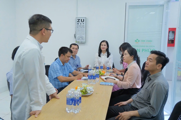 Lãnh đạo UBND tỉnh Đắk Nông kiểm tra công tác phòng, chống dịch bệnh và khám, chữa bệnh BHYT tại một số cơ sở y tế tư nhân- Ảnh 2. Lãnh đạo UBND tỉnh Đắk Nông kiểm tra công tác phòng, chống dịch bệnh và khám, chữa bệnh BHYT tại một số cơ sở y tế tư nhân- Ảnh 2.