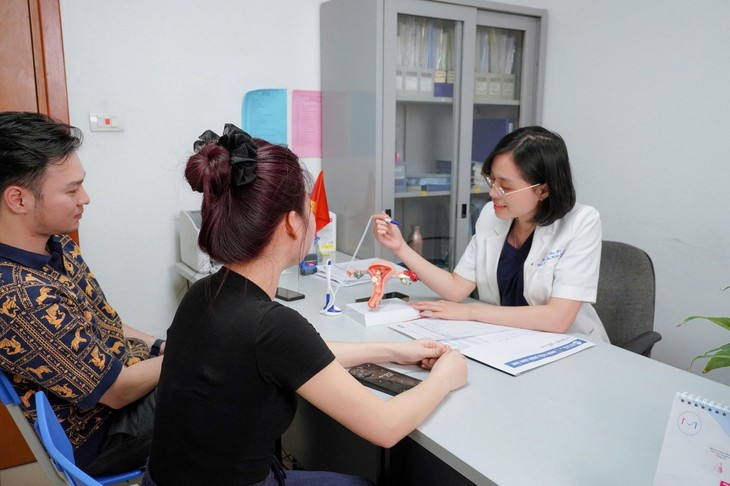 Tìm lại thiên chức làm mẹ nhờ khắc phục khuyết sẹo mổ đẻ cũ- Ảnh 1.