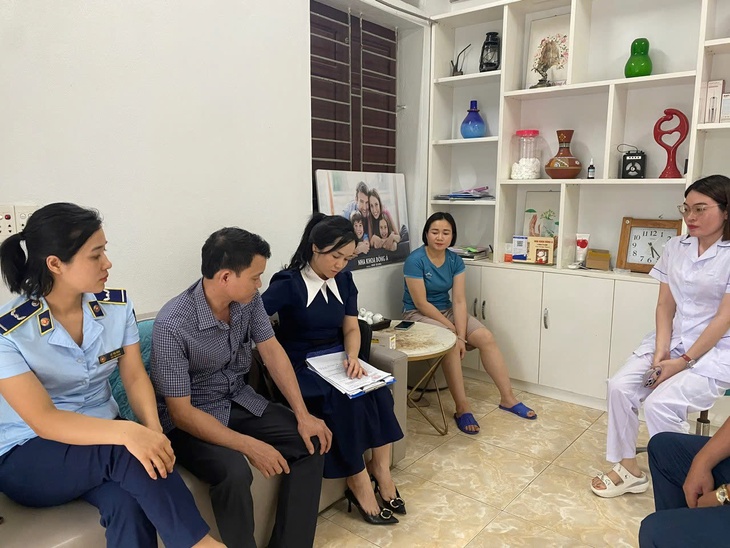 Cung cấp dịch vụ khám chữa bệnh không được cấp phép, Nha khoa Đông Á Thanh Hoá bị phạt 45 triệu đồng- Ảnh 1. Cung cấp dịch vụ khám chữa bệnh không được cấp phép, Nha khoa Đông Á Thanh Hoá bị phạt 45 triệu đồng- Ảnh 1.