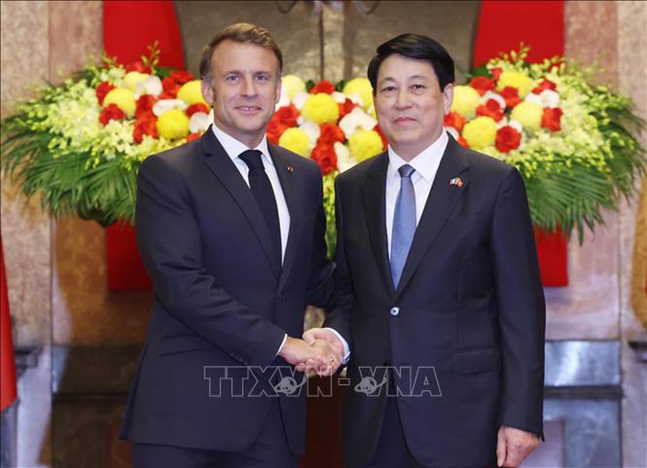 Chủ tịch nước Lương Cường chủ trì lễ đón cấp Nhà nước Tổng thống Cộng hòa Pháp- Ảnh 12. Chủ tịch nước Lương Cường chủ trì lễ đón cấp Nhà nước Tổng thống Cộng hòa Pháp- Ảnh 12.
