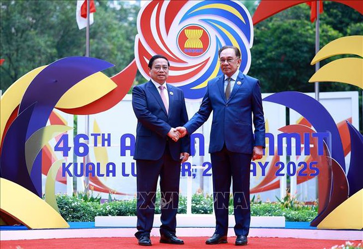 Thủ tướng dự và phát biểu tại Phiên toàn thể Hội nghị Cấp cao ASEAN lần thứ 46- Ảnh 1.