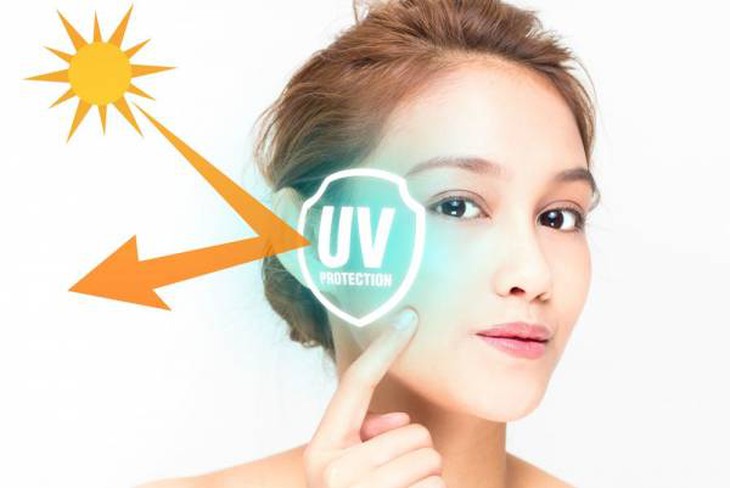 Thói quen gây hại làn da trong ngày hè nhiều người mắc phải- Ảnh 1.
