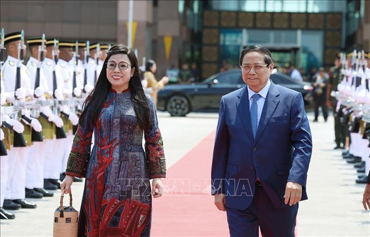 Thủ tướng Phạm Minh Chính kết thúc chuyến thăm chính thức Malaysia và tham dự Hội nghị Cấp cao ASEAN- Ảnh 3. Thủ tướng Phạm Minh Chính kết thúc chuyến thăm chính thức Malaysia và tham dự Hội nghị Cấp cao ASEAN- Ảnh 3.
