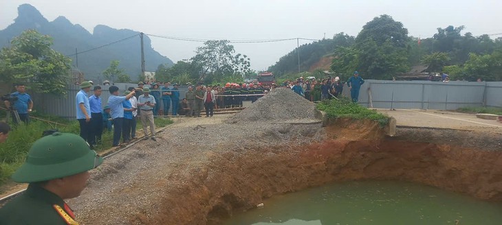 Cận cảnh các 'hố tử thần' ở Bắc Kạn tiềm ẩn nguy hiểm đến tính mạng người dân- Ảnh 9.