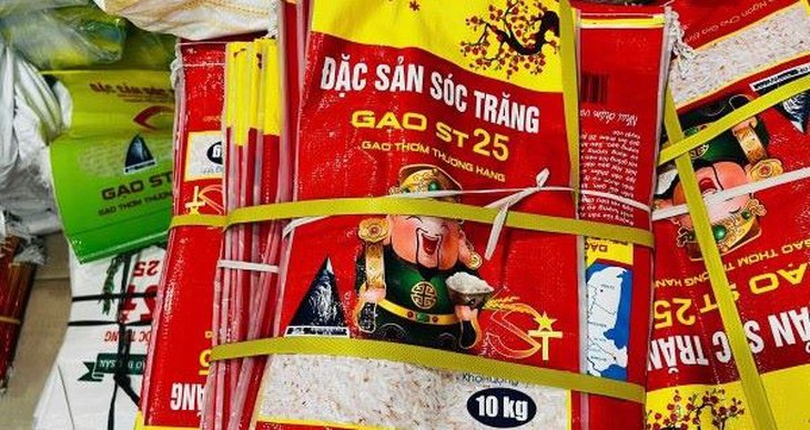 Khởi tố 4 người làm giả 17,3 tấn gạo ST25 nhãn hiệu Ông Cua - Ảnh 4. Khởi tố 4 người làm giả 17,3 tấn gạo ST25 nhãn hiệu Ông Cua - Ảnh 4.