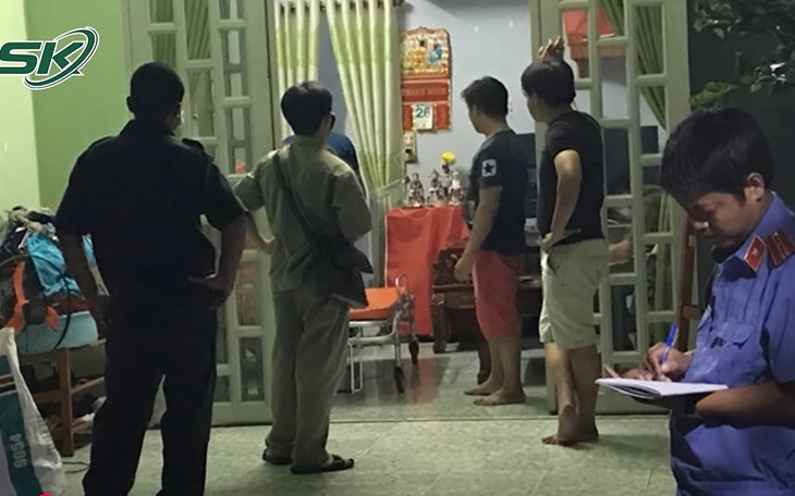 Gã "giang hồ" vừa ra tù rút dao đâm người nhà nguy kịch sau cuộc nhậu