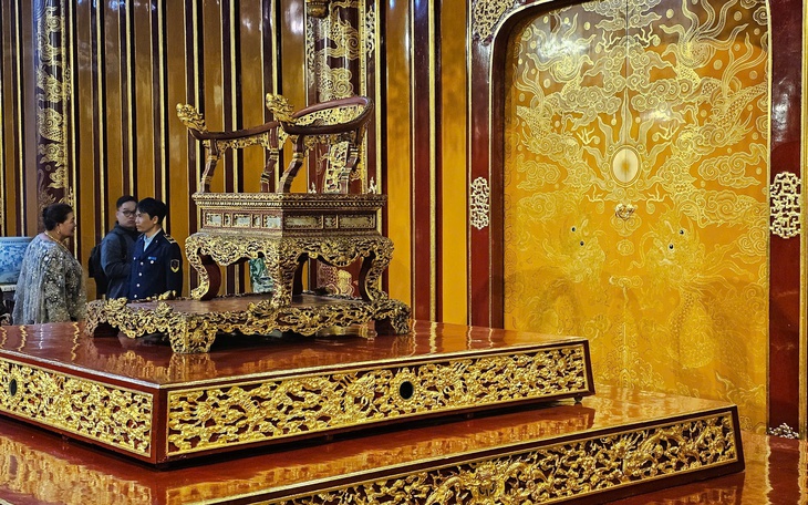 Bộ VHTT&DL cử thành viên tham gia hội đồng đánh giá tình trạng ngai vua triều Nguyễn bị phá hoại