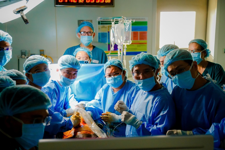 Sự tín nhiệm, niềm tin của bác sĩ Singapore và gia đình giúp bác sĩ Việt Nam giành lại sự sống cho thai nhi- Ảnh 4.