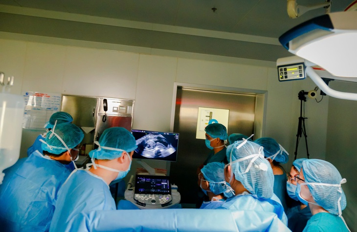 Sự tín nhiệm, niềm tin của bác sĩ Singapore và gia đình giúp bác sĩ Việt Nam giành lại sự sống cho thai nhi- Ảnh 1.