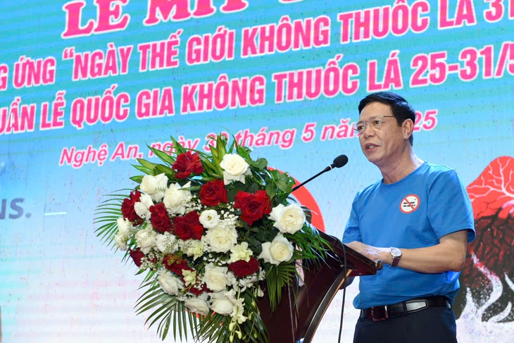 DSCKII Trần Minh Tuệ - Phó Giám đốc Sở Y tế Nghệ An, Phó Trưởng ban chỉ đạo PCTHTL tỉnh phát biểu tại lễ phát động.DSCKII Trần Minh Tuệ - Phó Giám đốc Sở Y tế Nghệ An, Phó Trưởng ban chỉ đạo PCTHTL tỉnh phát biểu tại lễ phát động.