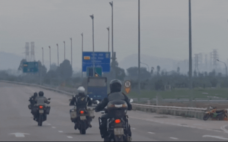 Đoàn mô tô "xé rào" vào cao tốc Hải Phòng – Móng Cái, Cục CSGT vào cuộc