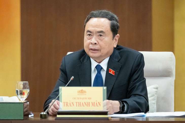 Từ ngày mai sẽ tổ chức công bố lấy ý kiến nhân dân về sửa đổi Hiến pháp qua VNeID- Ảnh 2. Từ ngày mai sẽ tổ chức công bố lấy ý kiến nhân dân về sửa đổi Hiến pháp qua VNeID- Ảnh 2.
