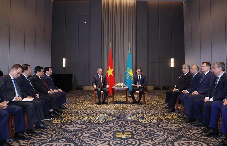 Tổng Bí thư Tô Lâm hội kiến Chủ tịch Thượng viện Cộng hòa Kazakhstan- Ảnh 3. Tổng Bí thư Tô Lâm hội kiến Chủ tịch Thượng viện Cộng hòa Kazakhstan- Ảnh 3.