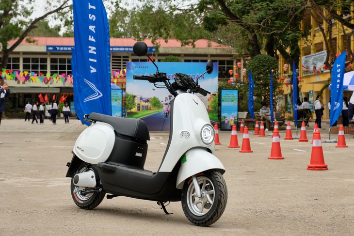 VinFast Motio chỉ hơn 16 triệu đồng, người dùng yên tâm mua xe mùa cao điểm- Ảnh 1.