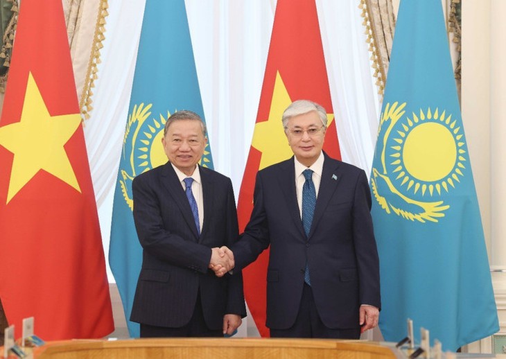 Nâng cấp quan hệ giữa Việt Nam và Kazakhstan lên Đối tác chiến lược- Ảnh 1. Nâng cấp quan hệ giữa Việt Nam và Kazakhstan lên Đối tác chiến lược- Ảnh 1.