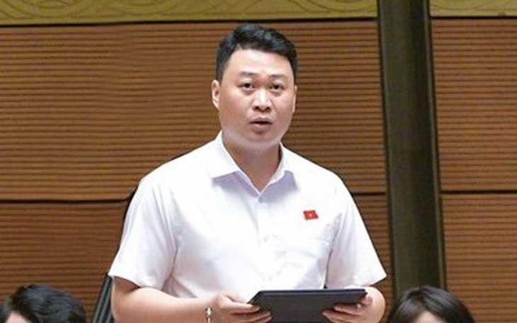 Cần bổ sung quy định bãi nhiệm, cho thôi việc khi cán bộ bị phạt tù hưởng án treo