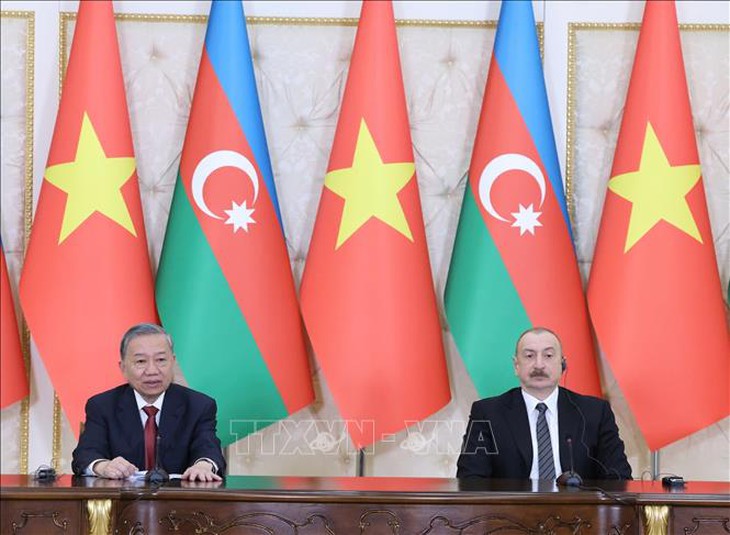 Tổng Bí thư Tô Lâm chứng kiến Lễ trao các văn kiện hợp tác Việt Nam - Azerbaijan- Ảnh 3.